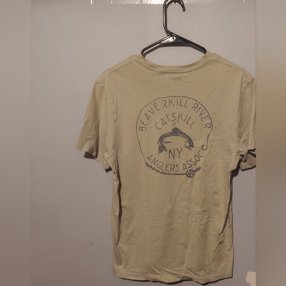 J. Crew Crewneck Graphic Tee Tshirt Size Medium Green Fish Casual Cotton